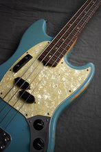 Load image into Gallery viewer, 2017 Fender JMJ Road Worn Mustang Bass