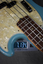 Load image into Gallery viewer, 2017 Fender JMJ Road Worn Mustang Bass