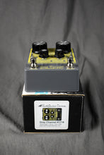 Load image into Gallery viewer, 2018 EarthQuaker Devices Gray Channel