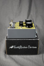 Load image into Gallery viewer, 2018 EarthQuaker Devices Gray Channel