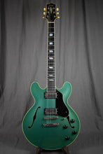 Load image into Gallery viewer, 2019 Collings I-35 LC Deluxe Aged Sherwood Green