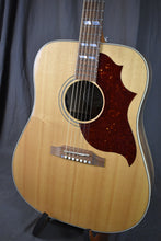 Load image into Gallery viewer, 2020 Gibson Hummingbird Studio Walnut