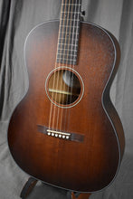Load image into Gallery viewer, 2022 Iris RCM-000 All-Mahogany