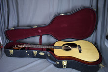 Load image into Gallery viewer, 2022 Martin D-18 Modern Deluxe