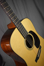 Load image into Gallery viewer, 2022 Martin D-18 Modern Deluxe