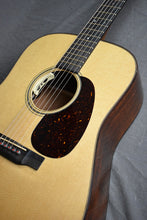 Load image into Gallery viewer, 2022 Martin D-18 Modern Deluxe