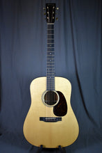 Load image into Gallery viewer, 2022 Martin D-18 Modern Deluxe