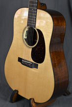 Load image into Gallery viewer, 2022 Martin D-18 Modern Deluxe