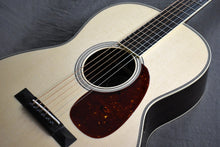 Load image into Gallery viewer, Collings 0002H G w/ 1-3/4&quot; Nut, Bound Fingerboard &amp; Peghead