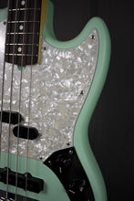 Load image into Gallery viewer, 2023 Fender American Performer Mustang Bass