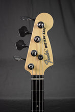 Load image into Gallery viewer, 2023 Fender American Performer Mustang Bass