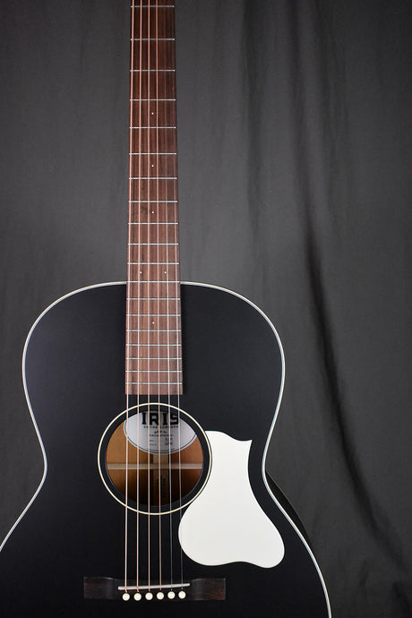 Iris RCM-000 Model Slotted Tuxedo w/ Adirondack top