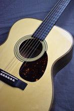 Load image into Gallery viewer, Martin Custom Shop OM-28 Guatemalan Rosewood