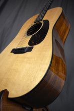 Load image into Gallery viewer, 2023 Martin D-18