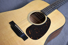 Load image into Gallery viewer, 2023 Martin D-18