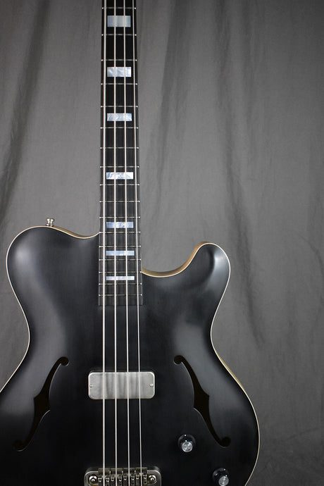 2023 Nik Huber Rietbergen Bass