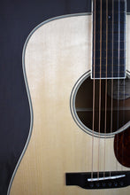 Load image into Gallery viewer, Bourgeois D Custom Large Soundhole