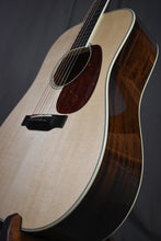 Load image into Gallery viewer, Bourgeois D Custom Large Soundhole