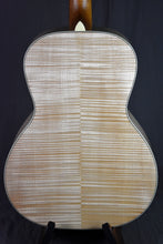 Load image into Gallery viewer, Bourgeois &quot;The Artist&quot; L-DBO 12-Fret Maple