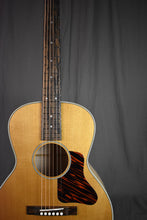 Load image into Gallery viewer, Bourgeois &quot;The Artist&quot; L-DBO 12-Fret Maple