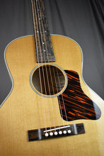 Load image into Gallery viewer, Bourgeois &quot;The Artist&quot; L-DBO 12-Fret Maple