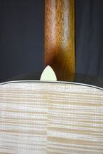 Load image into Gallery viewer, Bourgeois &quot;The Artist&quot; L-DBO 12-Fret Maple