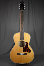 Load image into Gallery viewer, Bourgeois &quot;The Artist&quot; L-DBO 12-Fret Maple