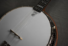 Load image into Gallery viewer, Deering Julia Belle Low-Tuned 5-String Banjo