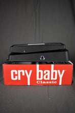 Load image into Gallery viewer, 2024 Dunlop GCB95F Cry Baby Classic Wah