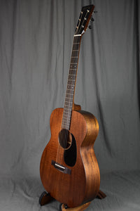 Martin 00-15M