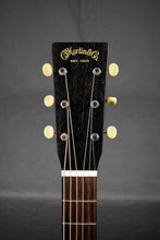 Load image into Gallery viewer, 2024 Martin 000-17 Whiskey Sunset