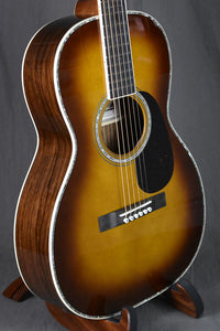 Martin Custom Shop 00-41 Ambertone Guatemalan Rosewood