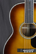 Load image into Gallery viewer, Martin Custom Shop 00-41 Ambertone Guatemalan Rosewood