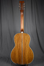 Load image into Gallery viewer, Martin Custom Shop 00-41 Ambertone Guatemalan Rosewood