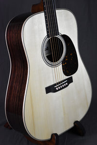 Martin Custom Shop D-28 Wild Grain