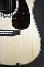 Load image into Gallery viewer, Martin Custom Shop D-28 Wild Grain