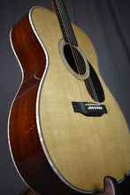 Load image into Gallery viewer, Martin Custom Shop OM-28 Cocobolo
