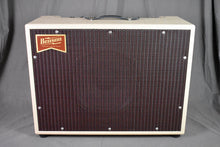 Load image into Gallery viewer, Benzon Amps Monarch Reverb Plus