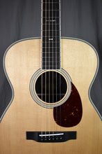 Load image into Gallery viewer, Collings 002H 14-Fret Old Growth Sitka &amp; 42-Style Snowflakes