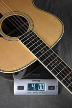 Load image into Gallery viewer, Collings 002H 14-Fret Old Growth Sitka &amp; 42-Style Snowflakes