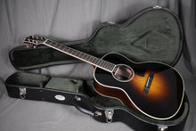 Load image into Gallery viewer, Collings C10 Deluxe Sunburst