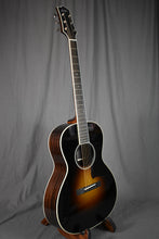 Load image into Gallery viewer, Collings C10 Deluxe Sunburst
