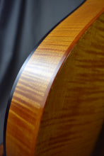 Load image into Gallery viewer, 2025 MT Honey Amber