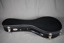 Load image into Gallery viewer, Collings MT O Satin Sunburst