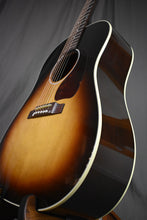 Load image into Gallery viewer, 2025 Gibson J-45 Standard
