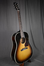 Load image into Gallery viewer, 2025 Gibson J-45 Standard