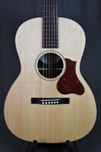 Load image into Gallery viewer, Iris RCM-000 Sinker Salmon Sitka / Cocobolo