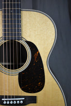 Load image into Gallery viewer, 2025 Martin 00-28 Modern Deluxe