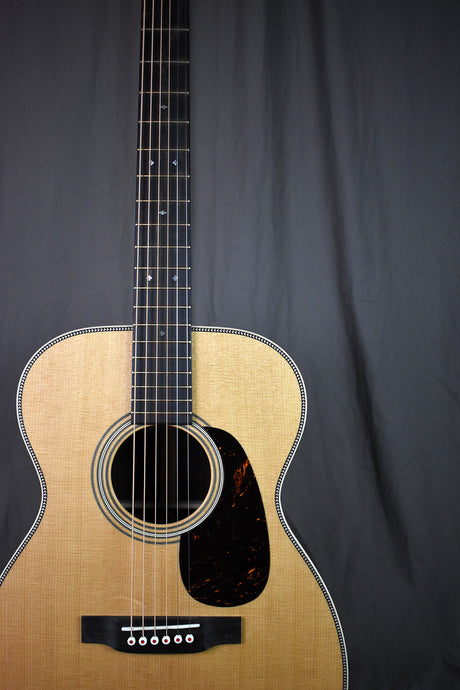 Martin 00-28 Modern Deluxe