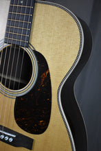 Load image into Gallery viewer, 2025 Martin 00-28 Modern Deluxe